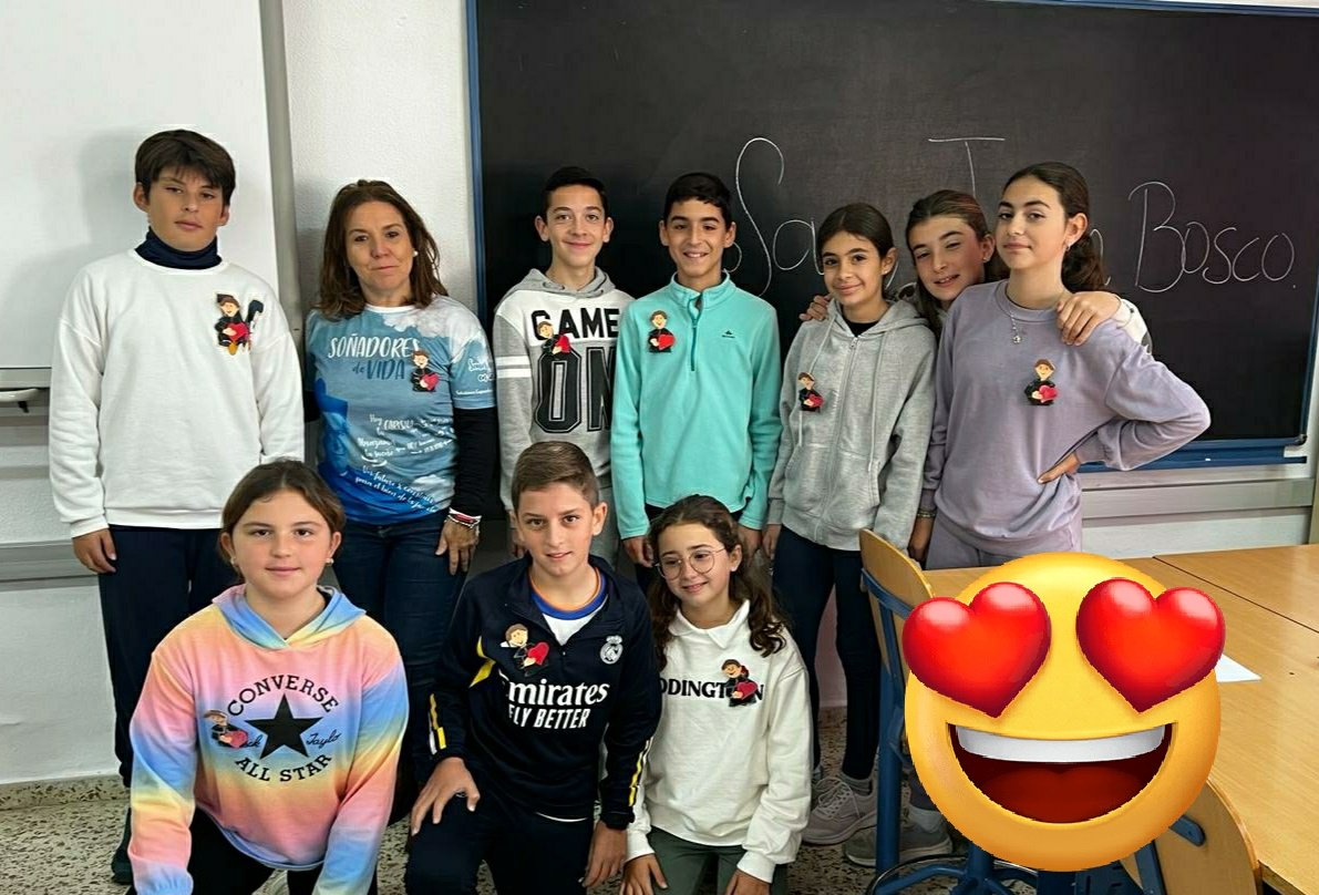 torreligion's tweet photo. #SanJuanBosco,sacerdote del siglo XIX,dedicado a la educación y protección de jóvenes,fundó la Congregación Salesiana y estableció escuelas y oratorios. El alumnado de 6° celebró el día de San Juan Bosco realizando un pin y grabando algunas de sus frases.
#MeGustaReli #Salesianos https://t.co/P9cZw19v2C