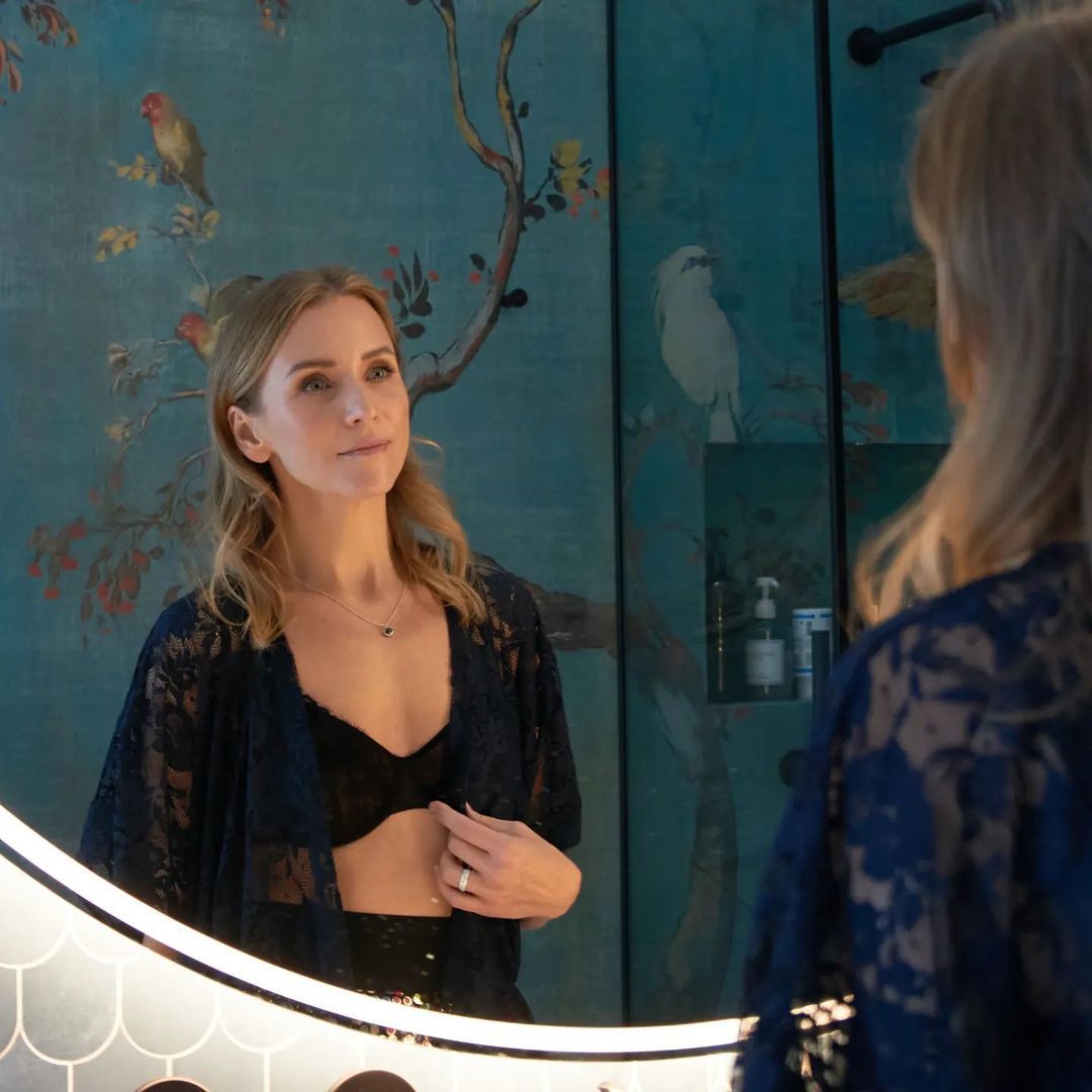 Portrait of Diana 🤍

<a href="/dianamiki/">rika</a> #noretouch #naturalbeauty #icon

Style @alliliisvandel 

Hair &amp; make-up <a href="/gerdamiller/">Gerda Miller</a> 

-------

Hi, I'm Katrina Tang 📸, happy to capture visuals for your brand and business with creativity and emotion. Send me a DM for collaboration.