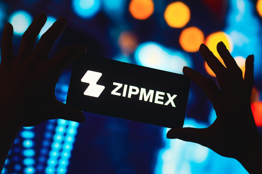 Thai SEC Takes Legal Action Against Former Zipmex CEO for Fraud

>> heraldsheets.com/thai-sec-takes… <<

Thai SEC takes legal action against former Zipmex Thailand CEO Akalarp Yimwilai for fraud and deception. Promoting transparency in digital assets. #ThaiSEC #Fraud #DigitalAssets