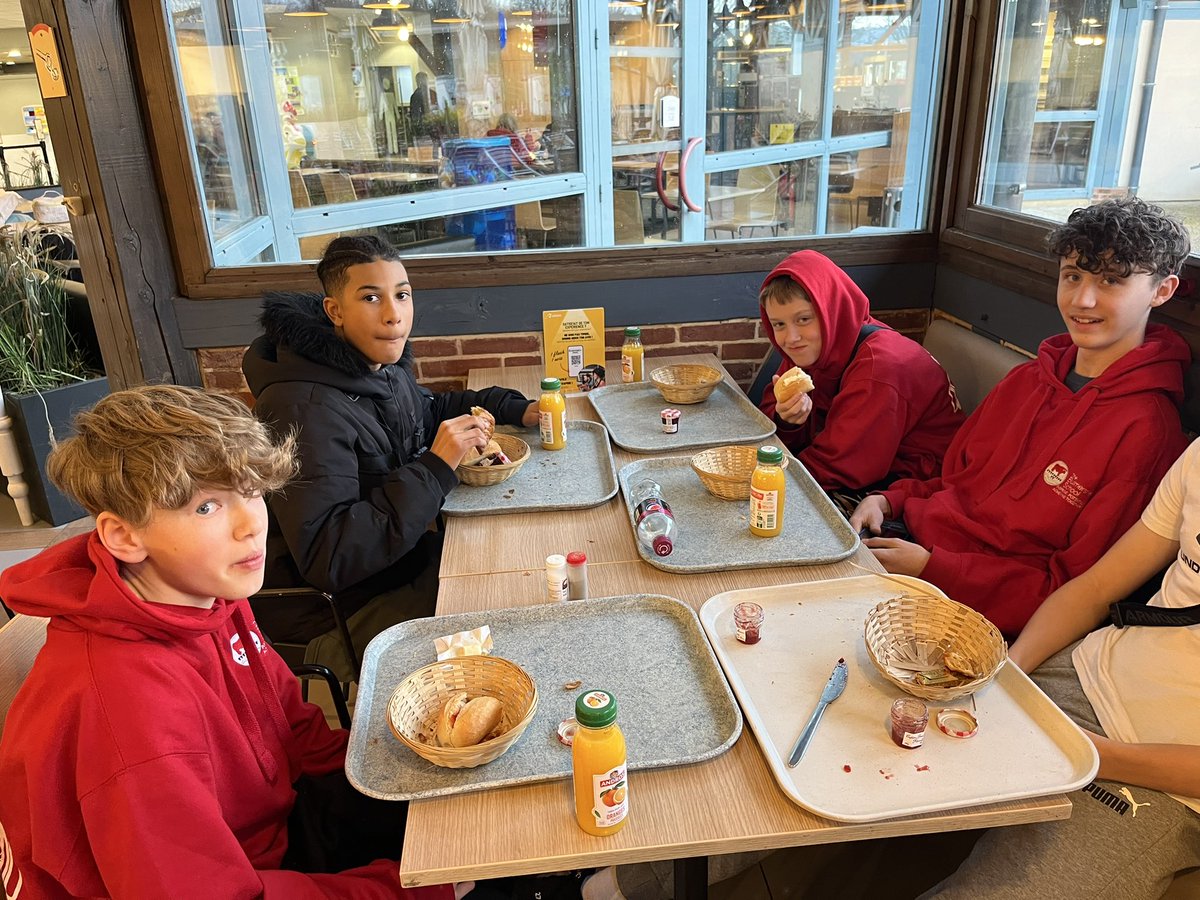 Bulmershe School PE tweet media