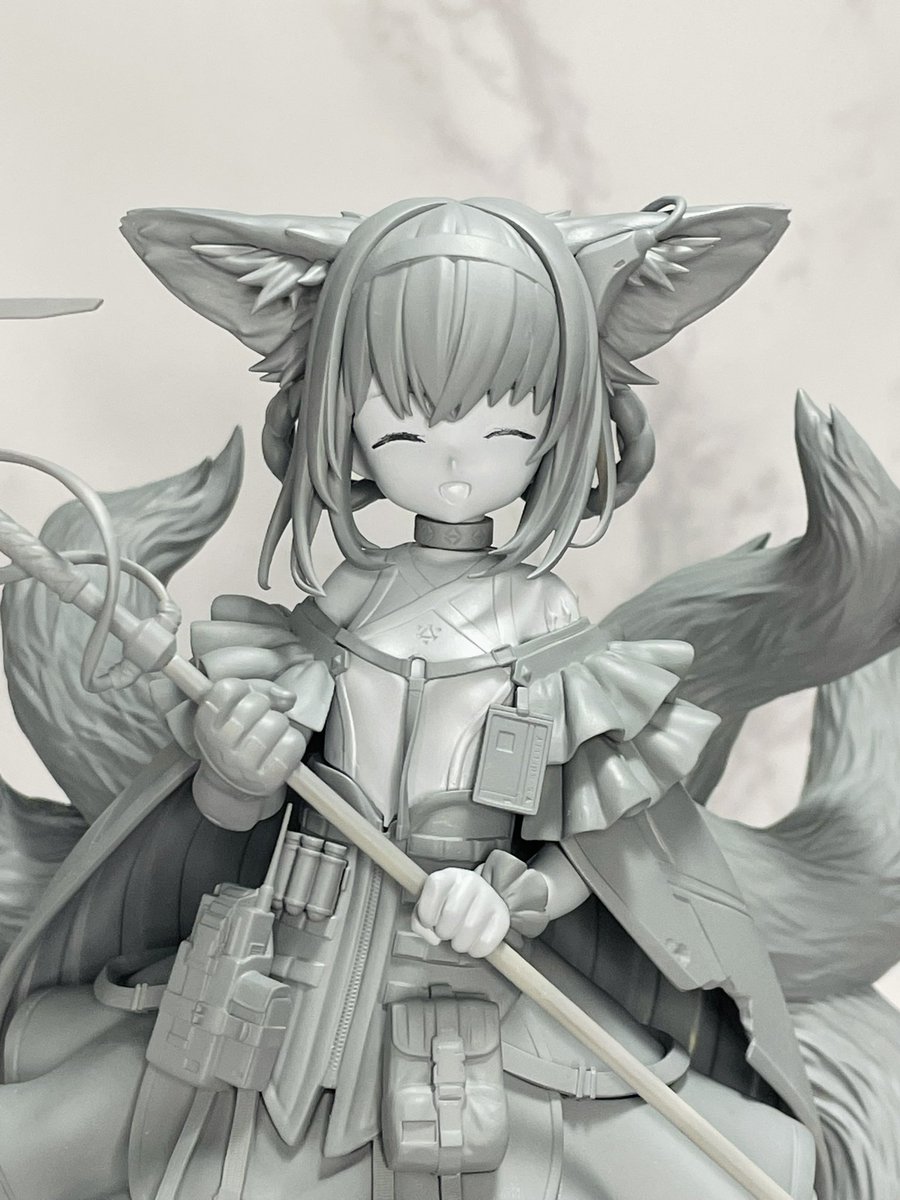 mabrus's tweet photo. スズランちゃんフィギュアの原型、できた。 https://t.co/fRmrdBRfRz