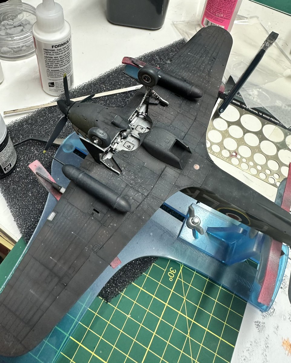 Modelscale tweet picture