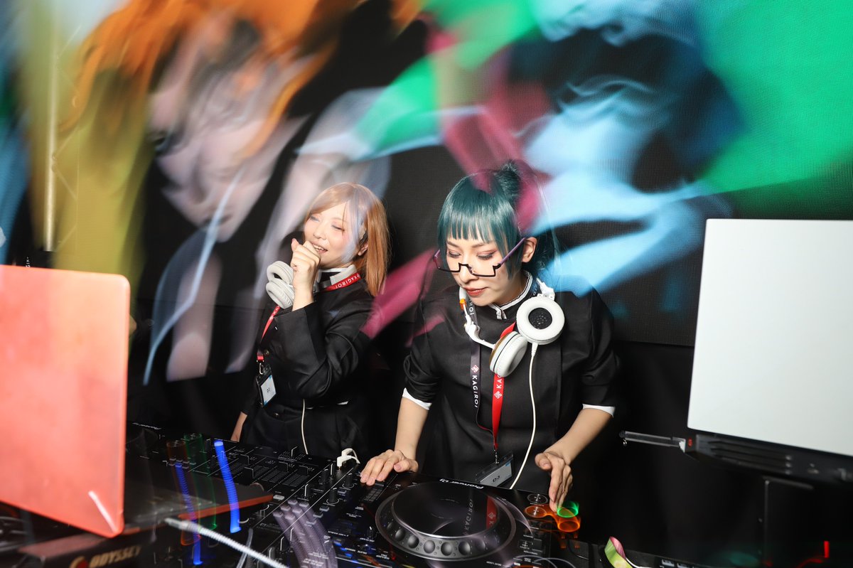 bakuchin's tweet photo. [爆]ωΦ) #超セカイ

DJめけゆず @meke_gh0ul 
                     @pu_chan0214 https://t.co/ecVYQiCL4q