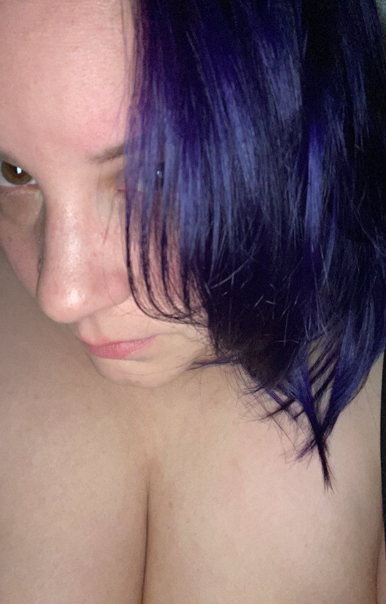 FiveFtOfPurple's tweet photo. It’s been a long night of rocking then rolling when I got home lol. You filthy disgusting pigs wish it was with you. 

Cashcow moneyslave finsub cashslave Paypig femdom humanatm humanwallet whalesub findomgoddess findomqueen findom findombrat https://t.co/kL0mwZEPOv