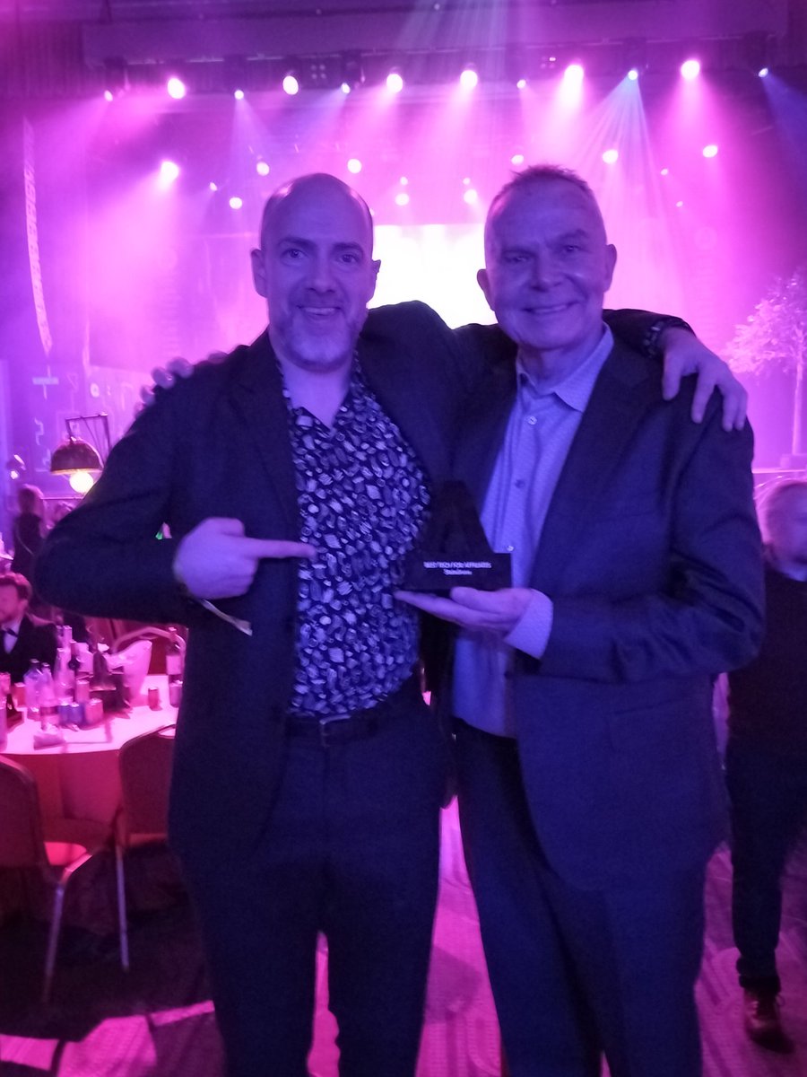 alwayslookright's tweet image. We did it! @statsdrone is an @iGBAffiliate award winner for Best Tech for Affiliates! #AffiliateMarketing #affiliate #affiliateprograms