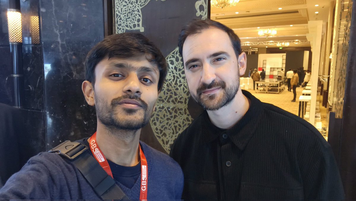 Shush_bharat's tweet photo. Sharing experience with @AkisEvangelidis frm @nothing @cmfbynothing with how they are building change in race of Smartphone/ Audio &amp; Wearable race, gentle guy with big vision, presenting @bazaarooh by @crazyme_ag 
#GBSScriptingATomorrow #GBS2024 #etnow #TimesGlobalBusinessSummit https://t.co/NScp0WFckJ