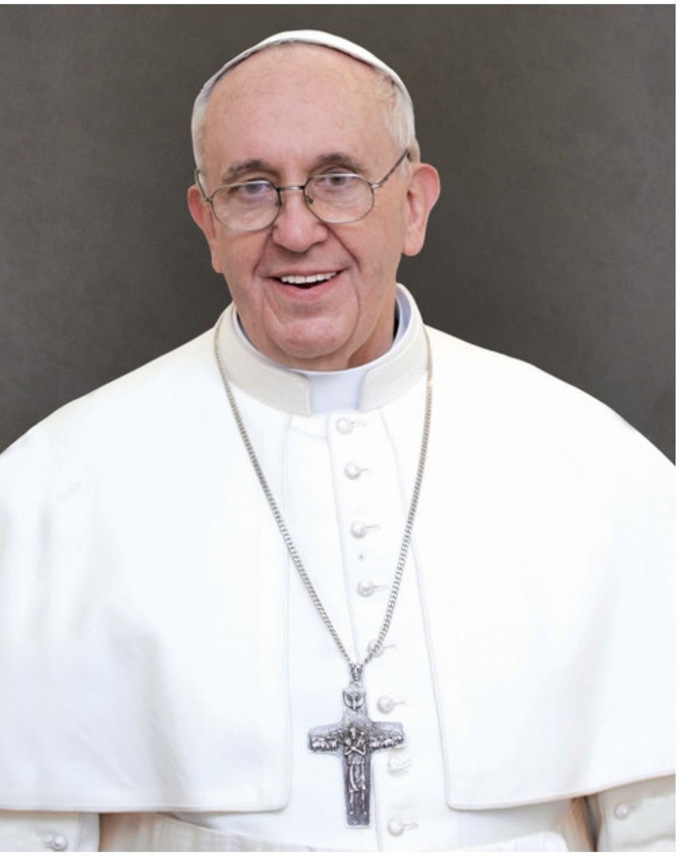 JMakamba's tweet photo. Mheshimiwa Rais @SuluhuSamia kesho atafanya Ziara ya Kikazi Vatican ambapo atakutana na Papa Francis. Atakapowasili, atapokewa rasmi na Papa Francis kwenye Ofisi za Papa na kufanya naye mazungumzo ya faragha, kisha Papa Francis atakutana na ujumbe mzima wa Rais @SuluhuSamia. Baada ya Mkutano na Papa Francis, Mhe Rais @SuluhuSamia atakutana na Kadinali Pietro Parolin, Msaidizi Mkuu wa Papa Francis kwenye Serikali ya Vatican pamoja na Askofu Paul Gallagher, Waziri wa Mahusiano ya Kimataifa wa Vatican. Katika ujumbe wake, pamoja na viongozi wa Serikali na Wasaidizi wake, Mhe Rais ameongozana na wawakilishi wa waumini Wakatoliki wafuatao kukutana na Papa Francis:-
1. Bi. Eveline Ntenga - Mwenyekiti wa Umoja wa Wanawake Wakatoliki Tanzania (WAWATA), Rais wa Wanawake Wakatoliki Afrika. 
2. ⁠Prof. Deogratias Rutatora - Mwenyekiti wa Halmashauri ya Walei Taifa. 
3. ⁠Bwana Leonard Mapolu - Mwenyekiti wa Umoja Vijana Wakatoliki Wafanyakazi Tanzania (VIWAWA)
4. ⁠Bwana Dalmas Gregory - Mwenyekiti wa Halmashauri ya Walei Zanzibar 
5. ⁠Bi Teresia Seda - Mwenyekiti wa Utoto Mtakatifu Jimbo Kuu Dar es Salaam 
Ziara hii inafuatia mwaliko wa Baba Mtakatifu Francis kwa Rais Samia.