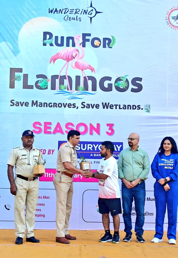 dharmeshbarai's tweet photo. #RunForFlamingos 10k
Today's RUN was not a lose or win, but it was for the protection of the environment and its for the public interest to create awareness to save mangroves and wetlands.
Thanks @NaviMumbaiWetl1 the Marathon & @Archanaapania for hosting the event.
@sunnyagro https://t.co/wGFnvqq4h9