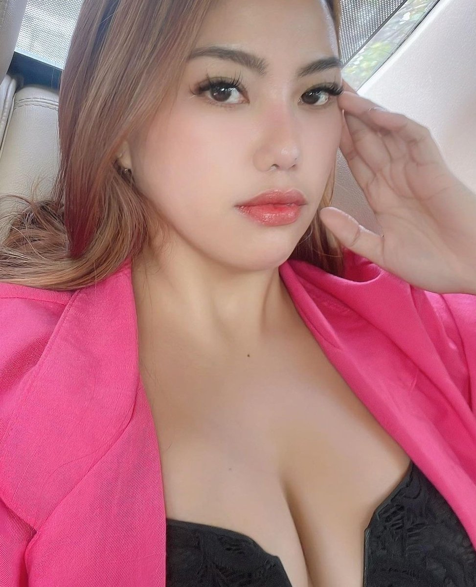 lonteMega22's tweet photo. Lagi capek capeknya ehh malah ditelpon suruh ke kantor Minggu Minggu #MorningSeex #sangebanget #sangeberat #ceritangentot #ceritasange #chatsekscerita #chatseksyuk #salamcroot #salamsange https://t.co/rDEZSNfJJD