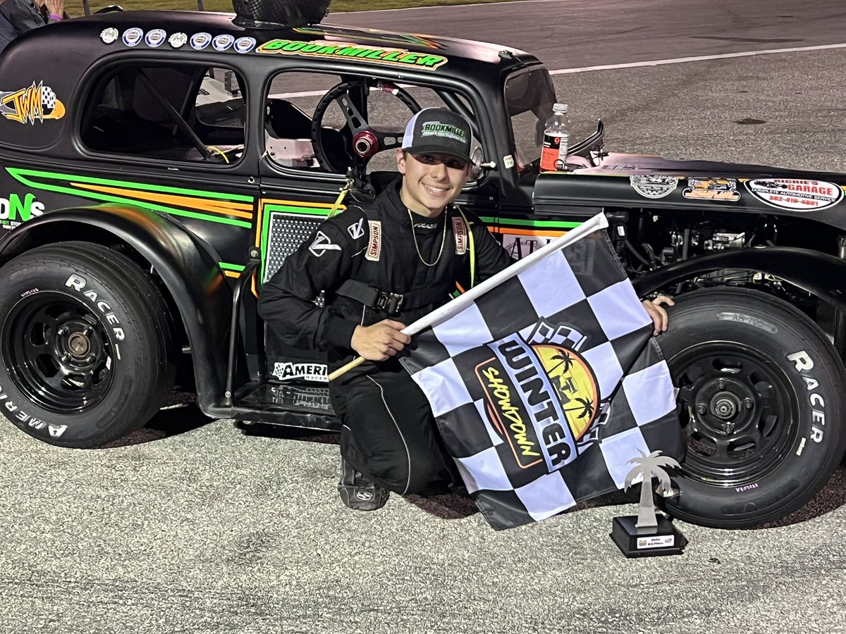 BookmillerMotor's tweet photo. Third day of Nationals @SeriesShowdown @A_DaleSpeedway
Qualified P1
Finished P3
@MotorsportsJw
#CDanGang #CoupeKiller #JWM https://t.co/nx5jIrEYyj