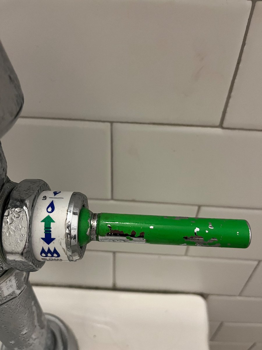 rilesbowen's tweet photo. Always flushing up! #eviornmentalist https://t.co/7LgHCAARh9