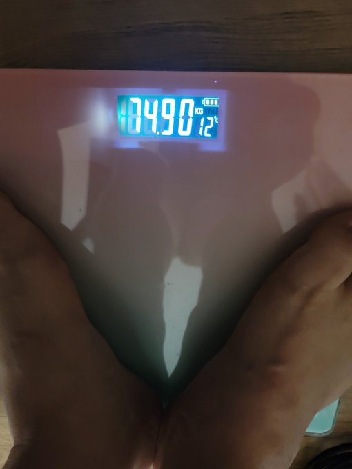 74kg진입.. https://t.co/eki3qIkmgF