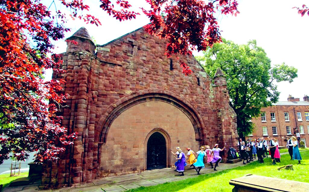 shrewsmorris's tweet photo. …………🎼 “and if you want a cathedral we’ve got one to spare….in our #Shrewsbury home” 🎼………..have a super Sunday everyone. Take care and stay kind. Loving you all 🩷🕺💃🪗🎼😊 #joinusandjoinin https://t.co/9V2GHijyYW https://t.co/aDh5ATu9iz