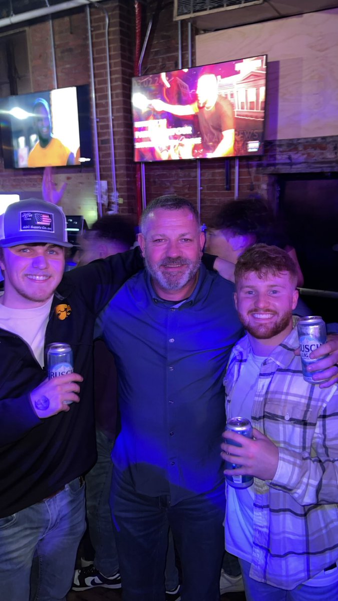 Just met <a href="/CycloneLarry69/">Cyclone Larry</a>