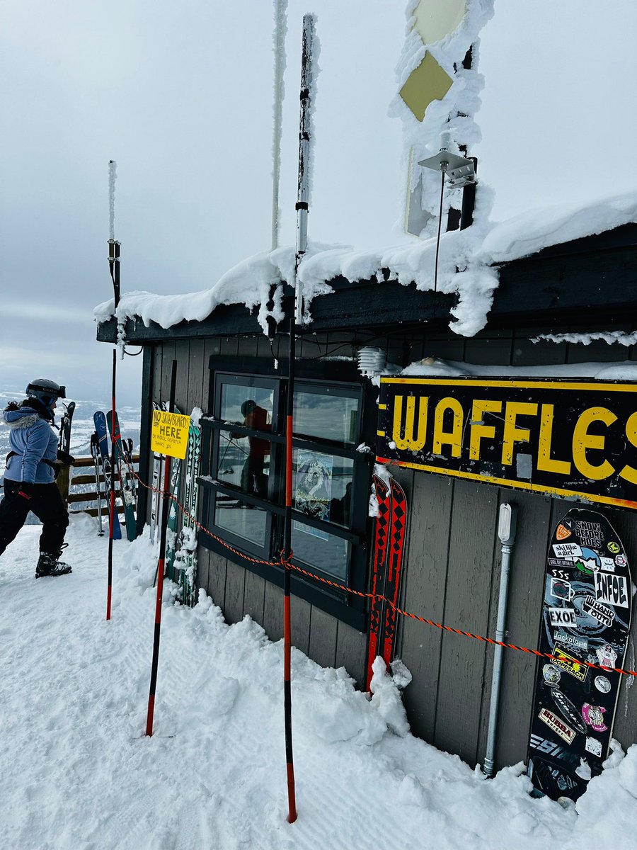 A small detour in Wyoming. Getting back my “ski legs” after a 3 year hiatus. Altitude: 11,000 ft.