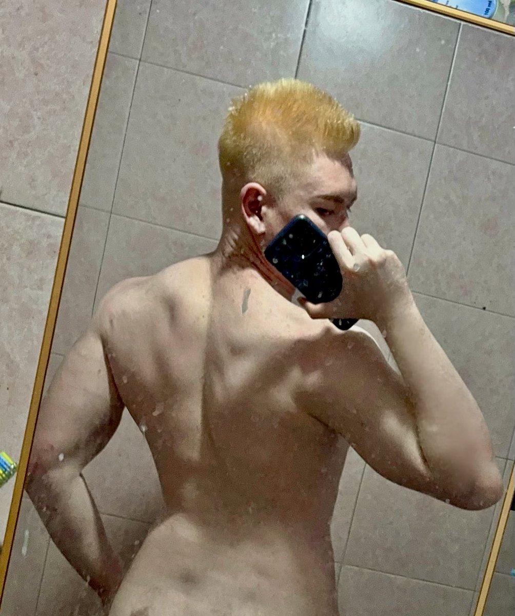 GooseBott's tweet photo. I love Back day. Its yesterday! ❤️ # https://t.co/71TdVHyM5x