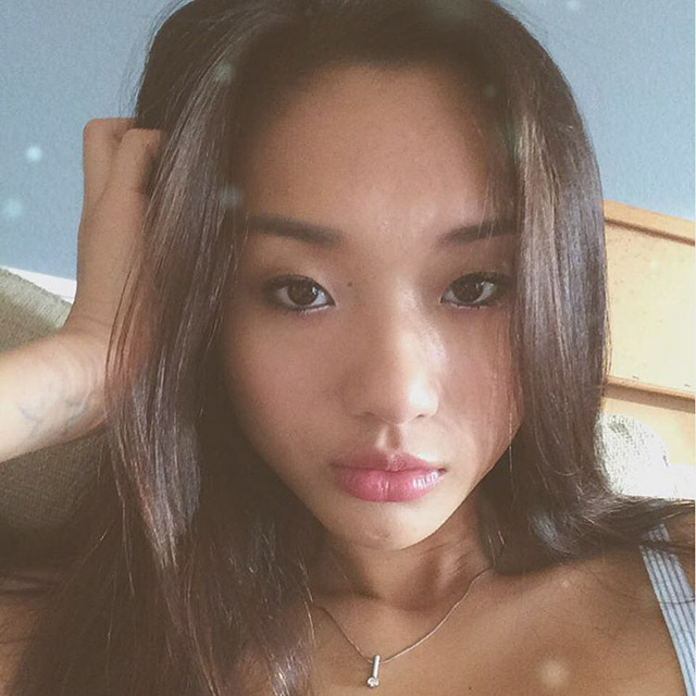DM @emilyblmnt on her OF here: https://t.co/yZHgSjdAtt
Tell her I think she's the hottest slut on of