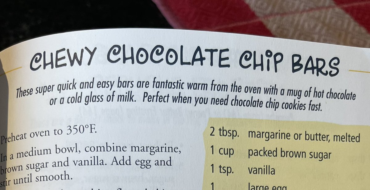 keepitrealmom's tweet photo. I just love when my girl calls from university and asks for recipes to make her childhood favs. Today it was Chewy Chocolate Chip Bars by @dinnerwithjulie #OneSmartCookie https://t.co/2nqACO8bux