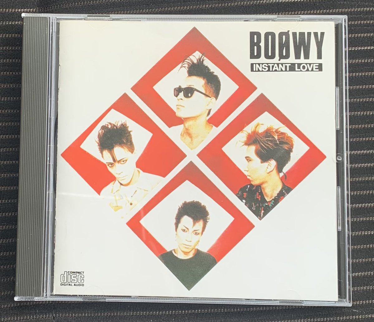 Chikun09539212's tweet photo. #待機アルバム 2
#BOOWY
#INSTANT_LOVE

これ久々に聴きましたわ
中学生の時テープで聴いたような？
CDは初購入

ボウイの2ndアルバム
ここまでビーイング

ジャパンレコードも
この1枚で終了して
次は東芝EMIへ https://t.co/PHe0l58XRq
