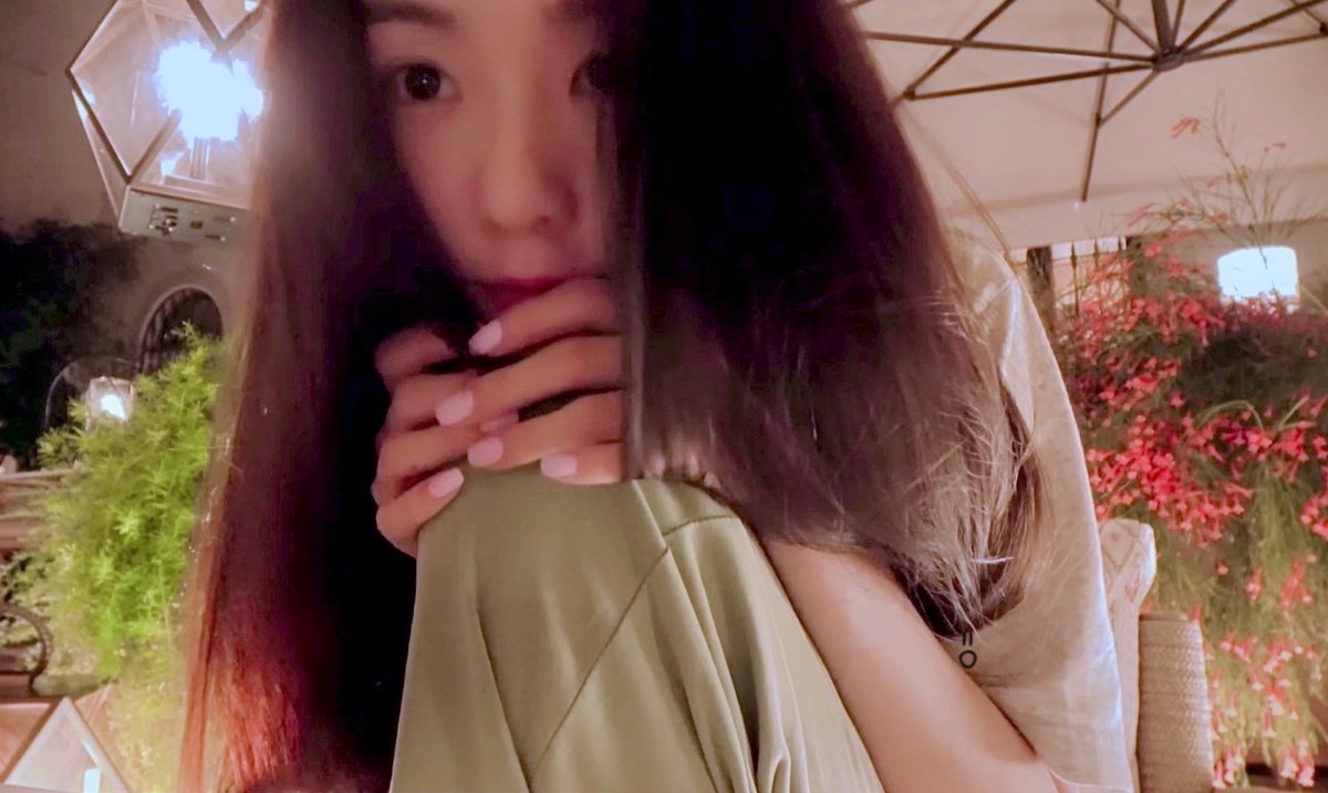 baebyi329 tweet picture