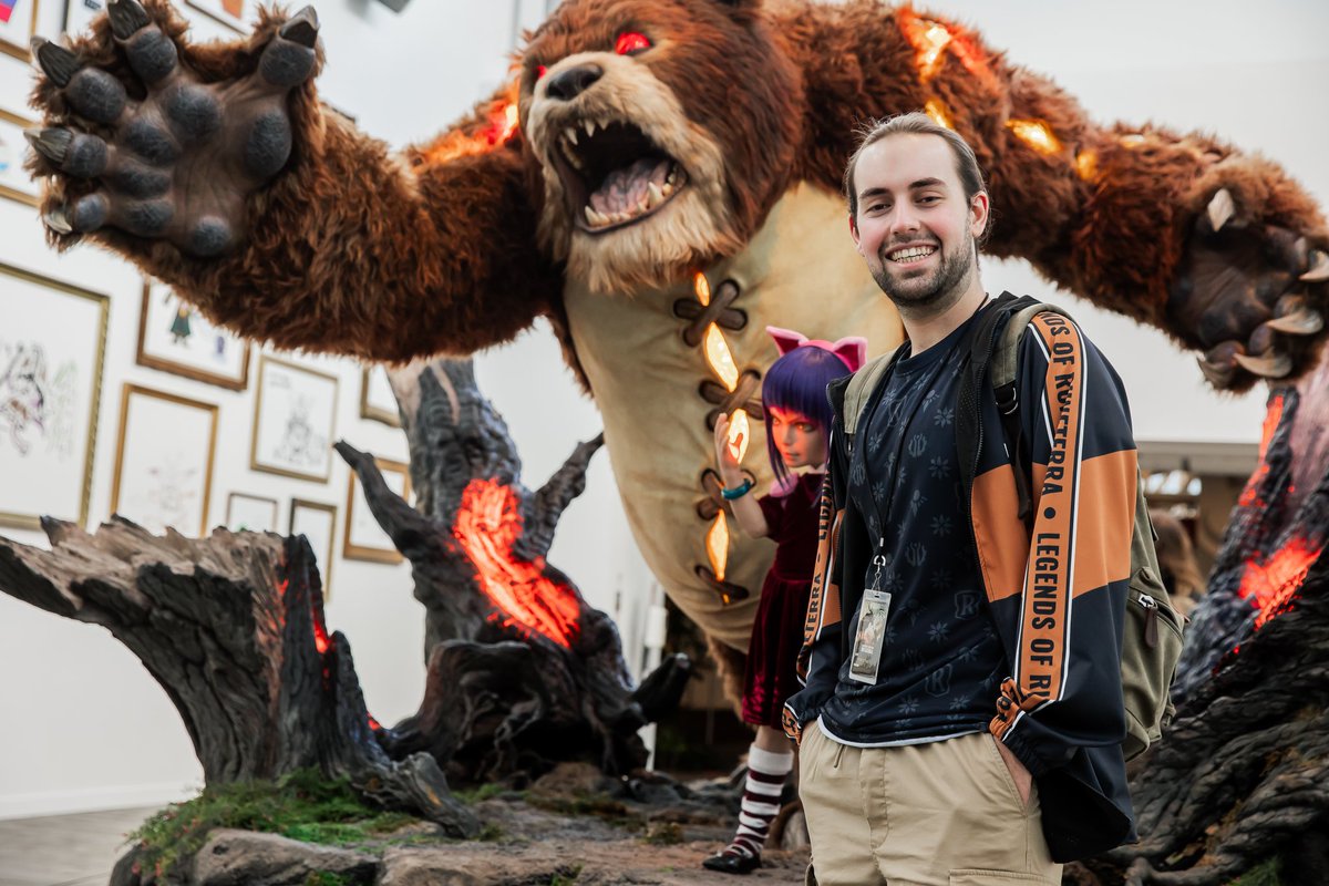 kieron_marshall's tweet photo. I cannot thank Riot enough for inviting me to the #LoRInvitational, it has truly been one of the most enjoyable experiences I have ever taken part in!

I've made so many memories and met some truly incredible people ❤️ I will never forget the time we have spent together! https://t.co/SJPami4hkd