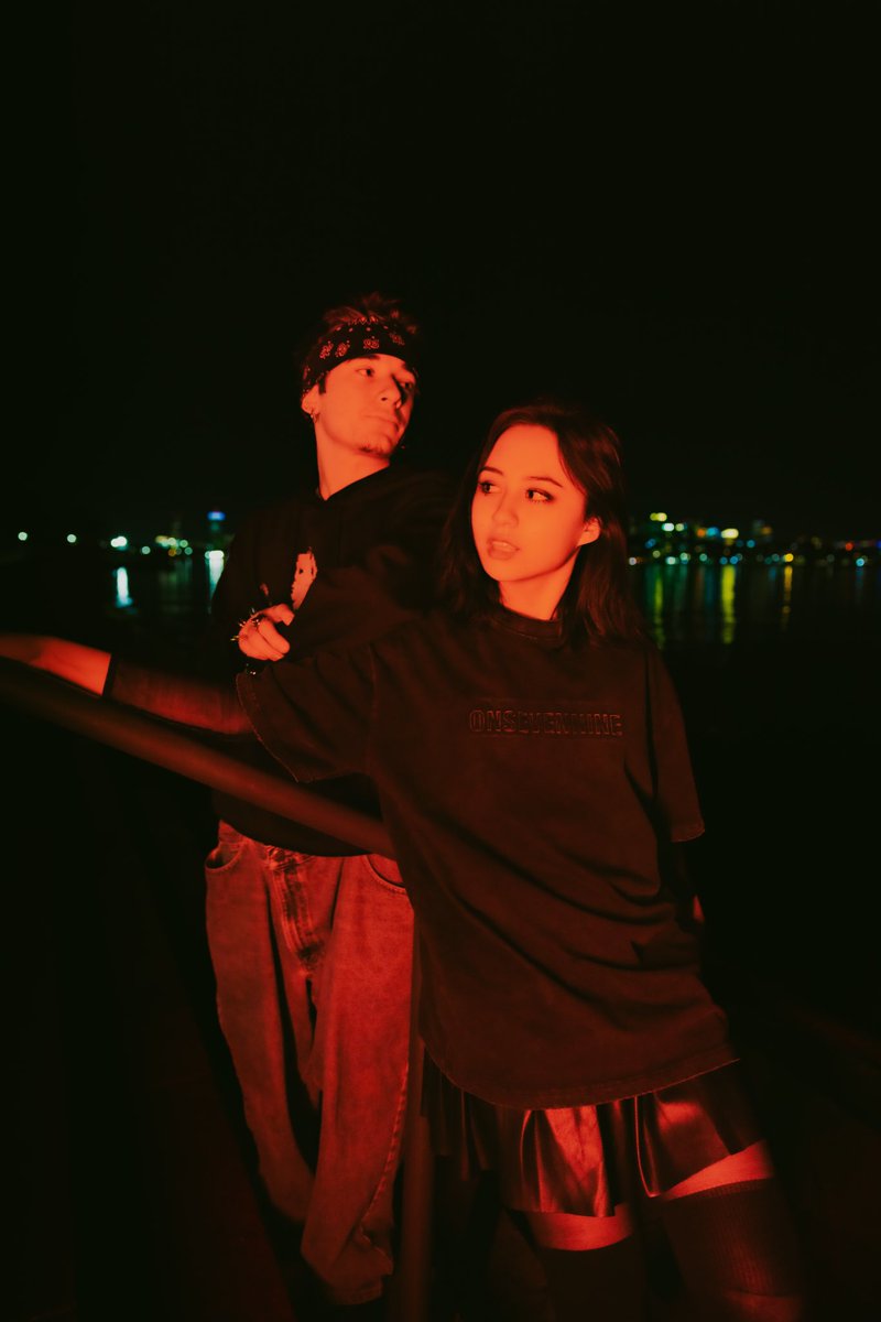 Donguyxa's tweet photo. Mila &amp; Roth https://t.co/DboaYjnm7B