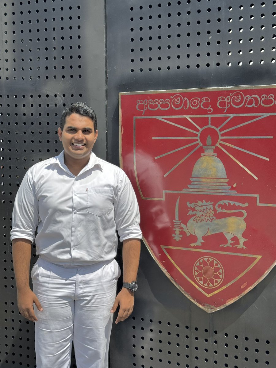 Senithu Rajapaksa tweet media