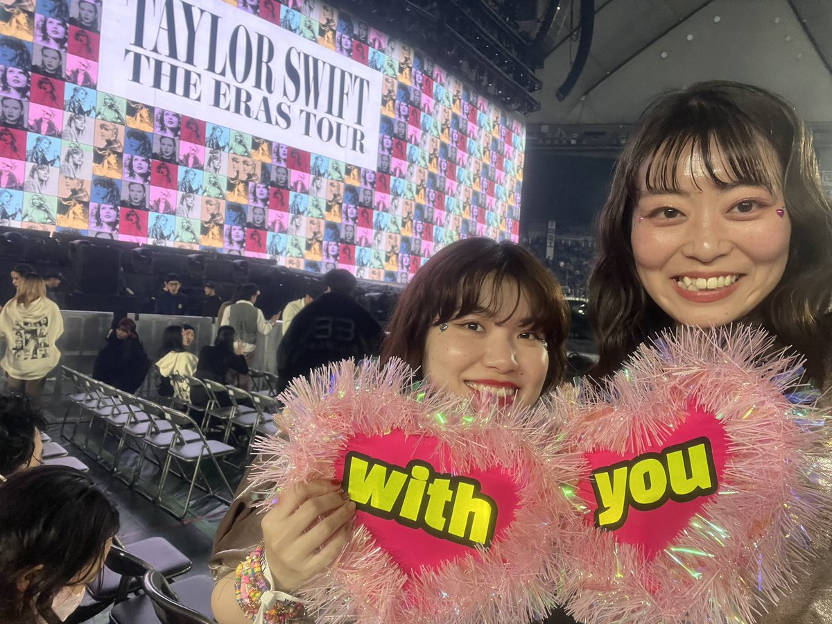 ts13an's tweet photo. @taylorswift13 Thank you Taylor!! We spent amazing time!!😭💖
We love you and we'll stay with you forever and ever🫶
#TokyoTSTheErasTour #TSTheErasTour https://t.co/jdYedYUXMm