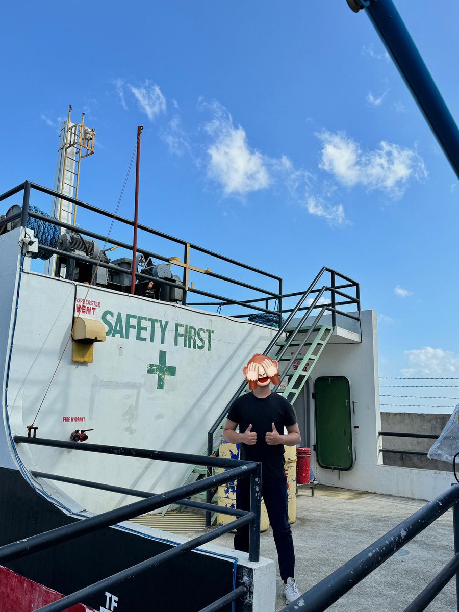 Key11111111's tweet image. 2 Days nalang uwian na hahha ayoko na mag BT😂