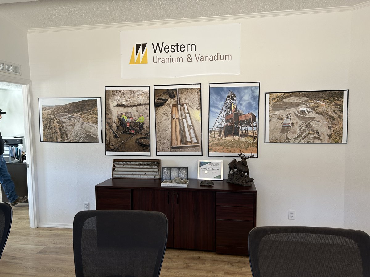 hamarsh's tweet photo. Some thoughts on Western #uranium &amp; #vanadium @WesternUandV $WUC $WSTRF

@mwarren93 and I were recently able to visit the high-grade uranium and vanadium Sunday Mine Complex (SMC) in western Colorado along with the future site of their mill in Green River, Utah. https://t.co/0aeplLVlnF