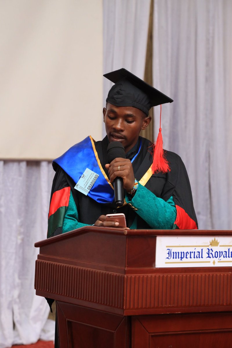 MCFMakerere's tweet photo. Safali Libia, @LibiaSafali,  graduated with a Bachelor of Arts in Economics from @MakCoBAMS at the #Mak74thGrad.
Originating from the Democratic Republic of Congo 🇨🇩, he is a resilient refugee who draws inspiration from his own educational achievements. https://t.co/C7TBarO7oF