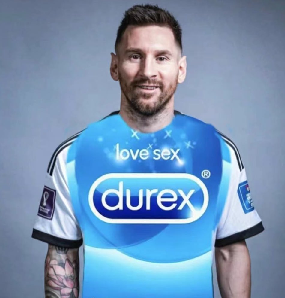 Levus24's tweet photo. @nodebate4 @AlbicelesteTalk Do you like Duresi🤣，bitch ass？ https://t.co/uPgsBo5m39