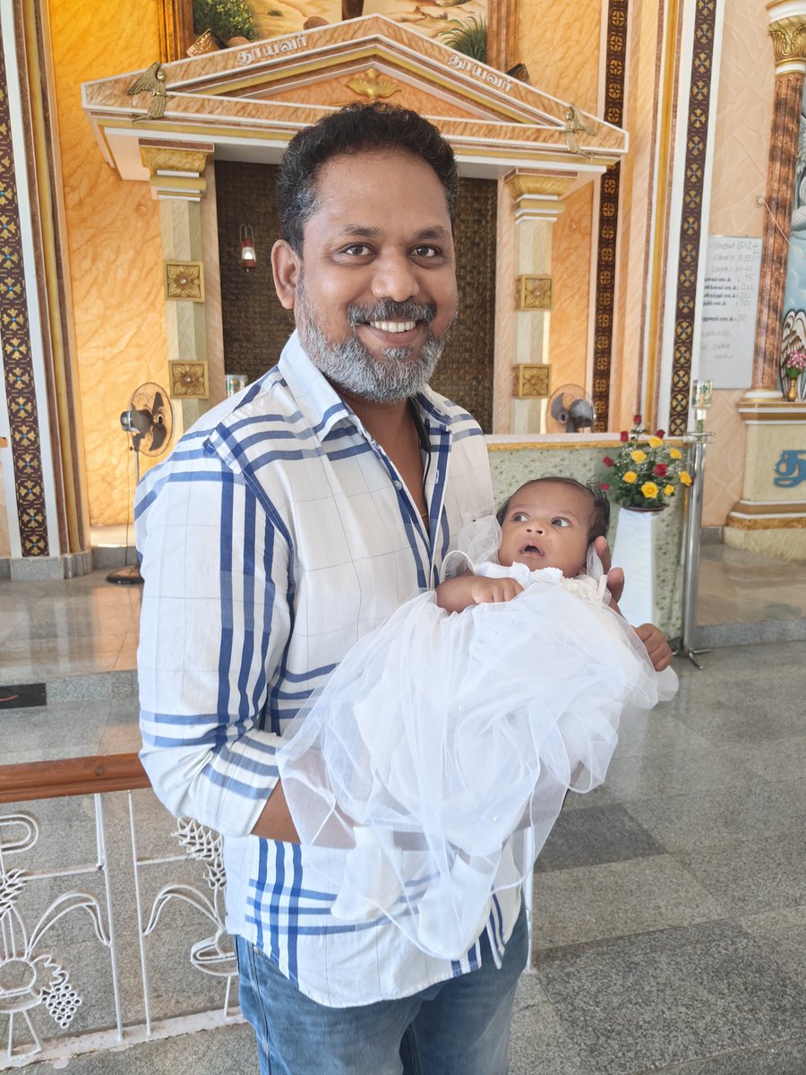 SureshEAV tweet media