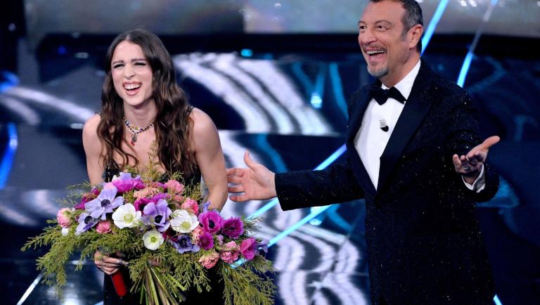#SanRemo Angelina Mango winner meritata. Si é girata un’altra pagina del libro tutto italiano. Sanremo ipnotizza perché é lo specchio di una italianità contemporanea che in un soffio diventa rituale collettivo effimero ed epidermico... zerozeronews.it/vince-mango-su…