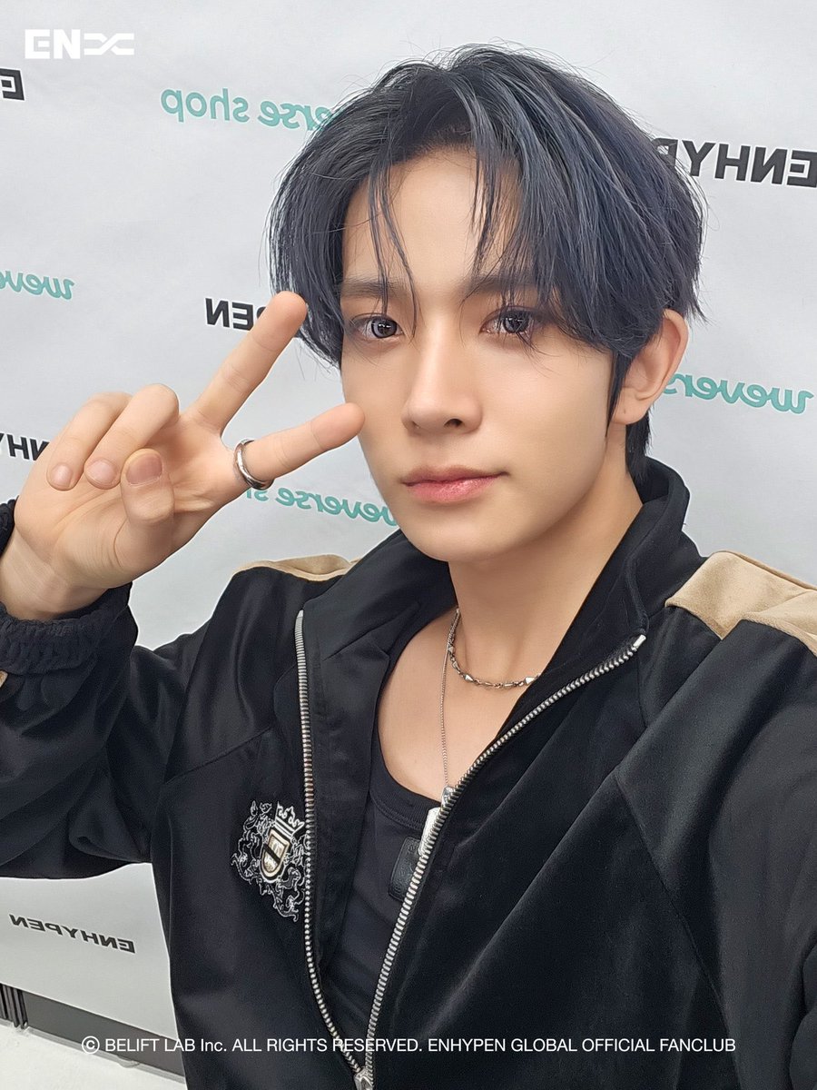 enhypenweverse's tweet photo. ENHYPEN 'ORANGE BLOOD' Selfies (1) 📸

(2/7)

@ENHYPEN_members @ENHYPEN #ENHYPEN #엔하이픈 #HEESEUNG #희승 https://t.co/WlrGapBlrr