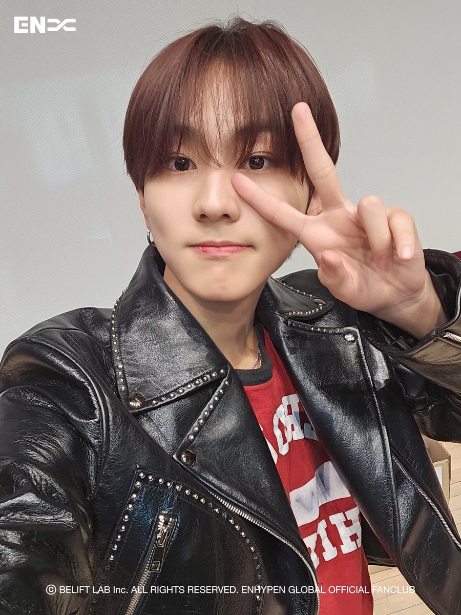 enhypenweverse's tweet photo. [MEMBERSHIP] 240211

ENHYPEN 'ORANGE BLOOD' Selfies (1) 📸

(1/7)

@ENHYPEN_members @ENHYPEN #ENHYPEN #엔하이픈 #JUNGWON #정원 https://t.co/XEe035rQ9X