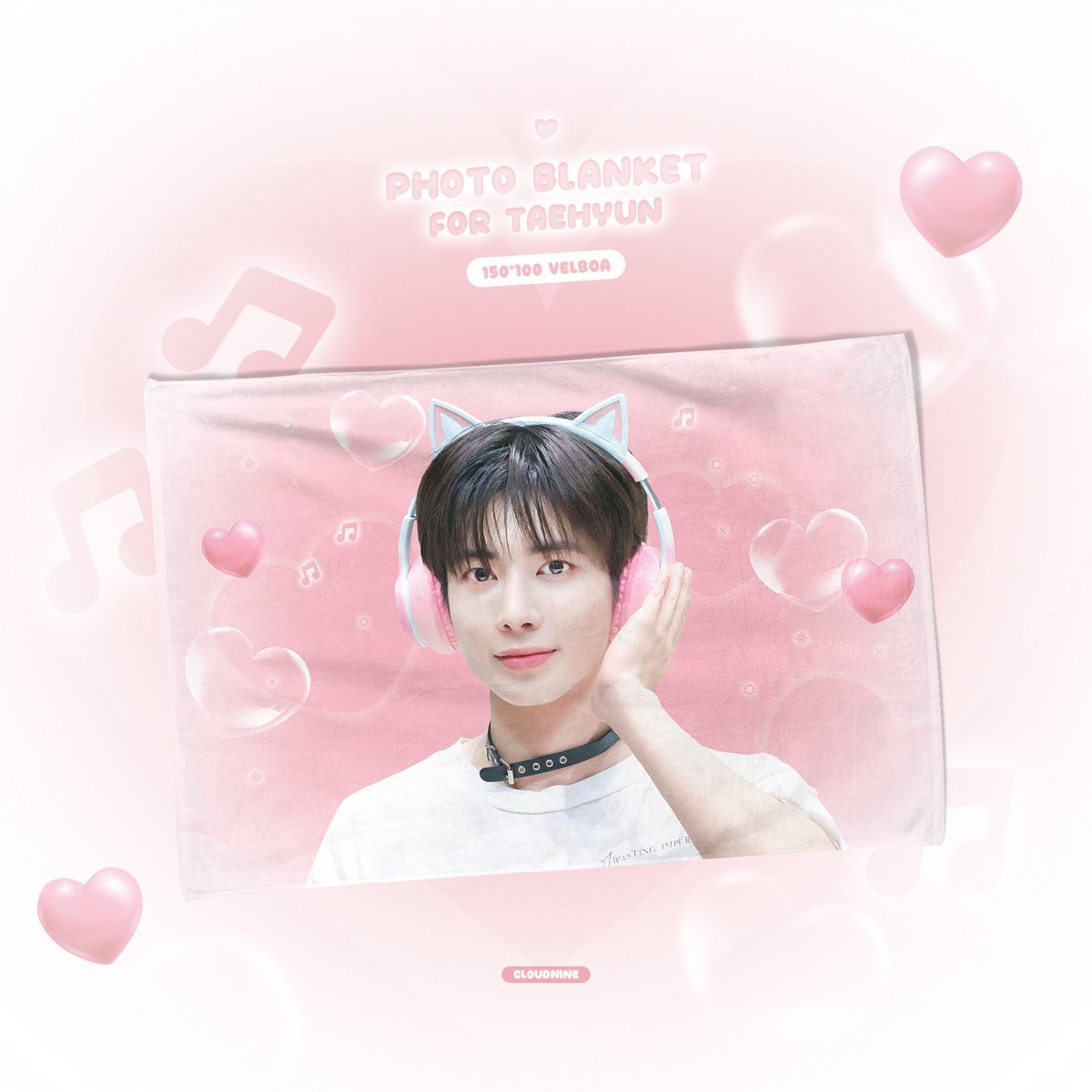 CLOUDNINE0205's tweet photo. ☁︎·˚｡𝘊𝘩𝘦𝘦𝘳𝘪𝘯𝘨 𝘬𝘪𝘵 &amp; 𝘗𝘩𝘰𝘵𝘰 𝘉𝘭𝘢𝘯𝘬𝘦𝘵
𝘧𝘰𝘳 #TAEHYUN #태현

⊹
໒꒱ 𝟸𝟺.𝟶𝟸.𝟷𝟷 - 𝟸𝟺.𝟶𝟸.𝟸𝟶
໒꒱ https://t.co/Sw3blMWjti
⚡️FANLIVE 현장수령 가능

RT 추첨을 통해 슬로건을 드립니다˖◛⁺˖

⊹
🌐G.O ➭ DM https://t.co/VWDDzORv8B