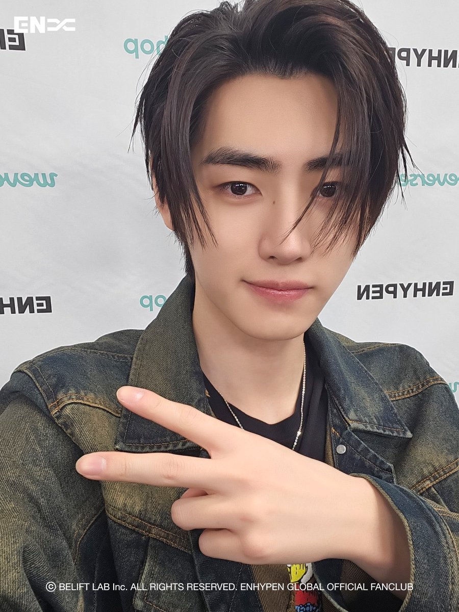 enhypenweverse's tweet photo. ENHYPEN 'ORANGE BLOOD' Selfies (1) 📸

(5/7)

@ENHYPEN_members @ENHYPEN #ENHYPEN #엔하이픈 #SUNGHOON #성훈 https://t.co/P01tK2CPHr
