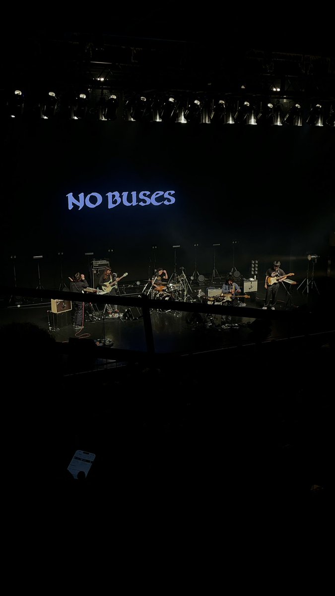 hiley52's tweet photo. 大学の同級生のライブに行ってきた！
おんがくっていいなと https://t.co/oQYcIco8o1