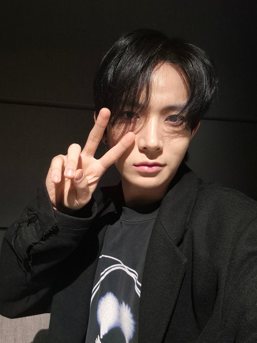 EvanLee_PH's tweet photo. [🦌🌟] 021124 — #희승 WEVERSE POST

“v🙂”

#ENHYPEN #엔하이픈 @ENHYPEN @ENHYPEN_members #HEESEUNG #ENHYPEN_HEESEUNG #엔하이픈_희승 https://t.co/a1CFbzybq4