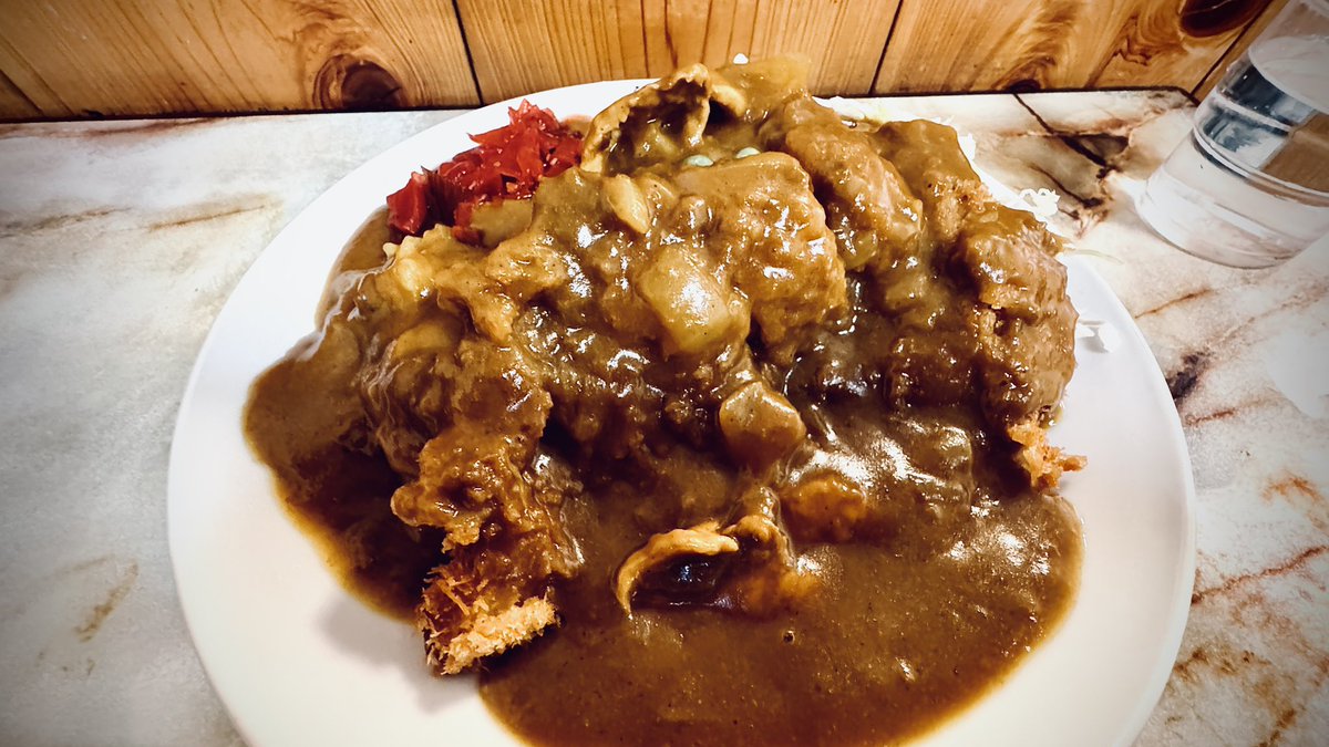 【ランチ探訪】
カツカレー 1,050円
カレー界のエアーズロック、
たまに、登りたくなります。
#渋谷 #lunch #ランチ #増田屋
#カツカレー #curry
#AyersRock