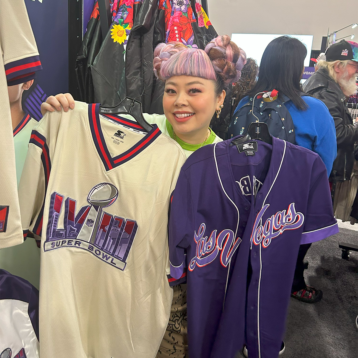 nfljapan's tweet photo. 渡辺直美さんのNFLスーパーボウル初体験✨

#NFLExperience
#SBLVIII
#NFLJapan 🤝 @watanabe_naomi https://t.co/Wxb4GLf5Ci