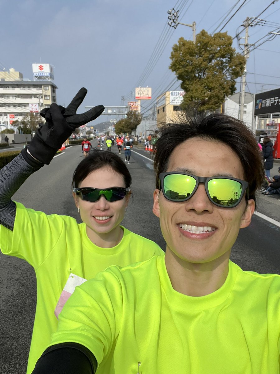 junjun8460's tweet photo. 愛媛マラソン終了☑️

前半予定外に嫁に置いて行かれるという、、35kmで合流して最後は2人でゴール✨3時間55分くらい！ファンランでしたが、エイドも楽しみつつ、いい思い出作りになりました😌🙏 https://t.co/4M7oPARHR3