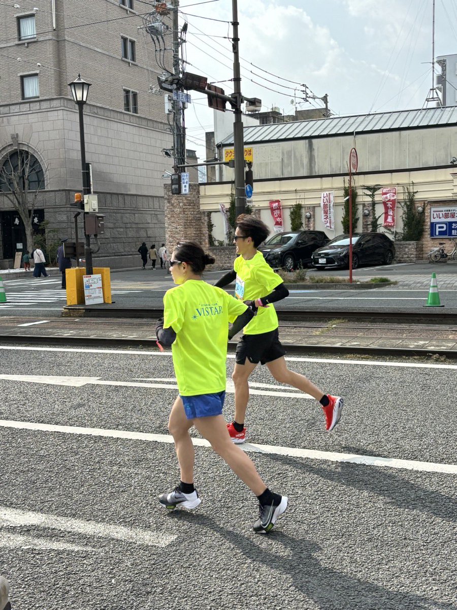 junjun8460's tweet photo. 愛媛マラソン終了☑️

前半予定外に嫁に置いて行かれるという、、35kmで合流して最後は2人でゴール✨3時間55分くらい！ファンランでしたが、エイドも楽しみつつ、いい思い出作りになりました😌🙏 https://t.co/4M7oPARHR3