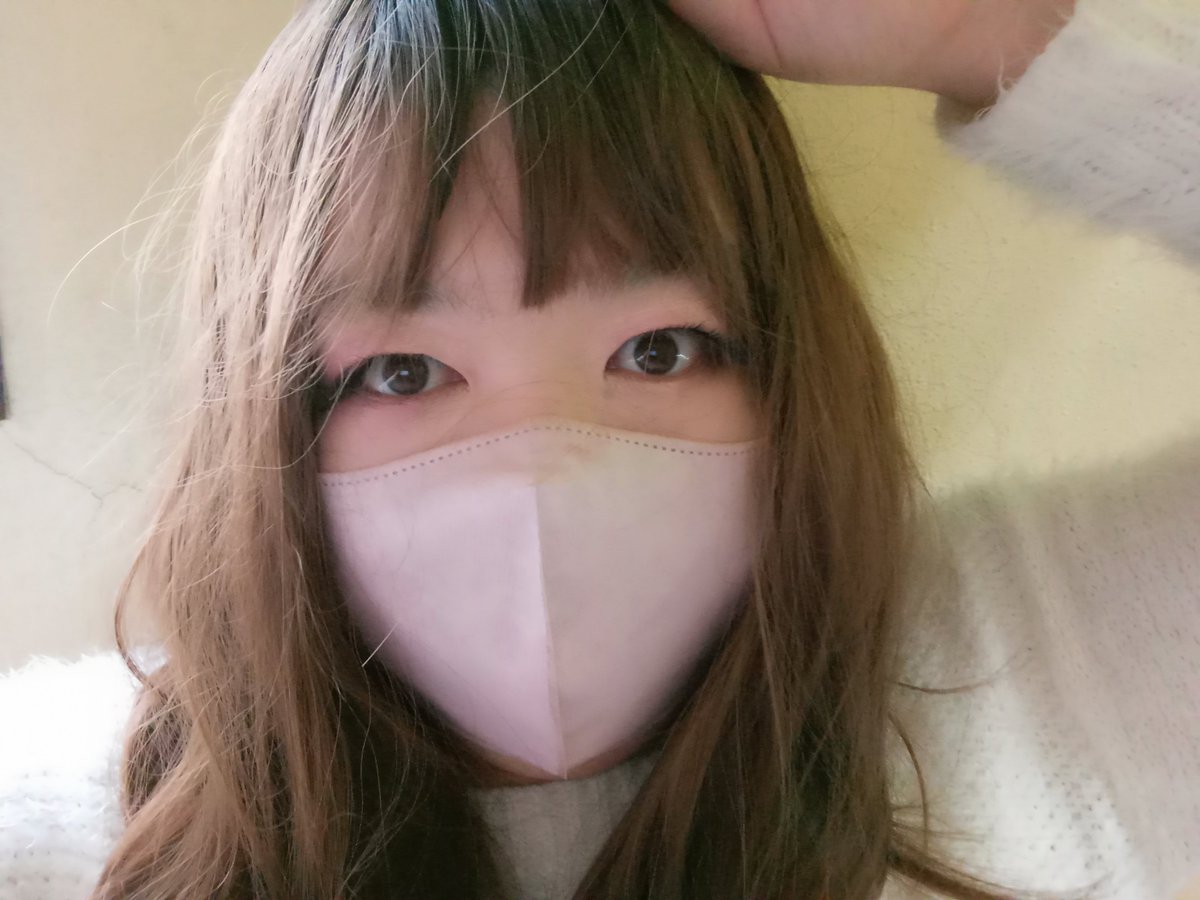 ymao2013's tweet photo. 自分で自分がかわいいと思ってしまった

ウィッグ買って正解やった！ https://t.co/qaq7kwjuU1