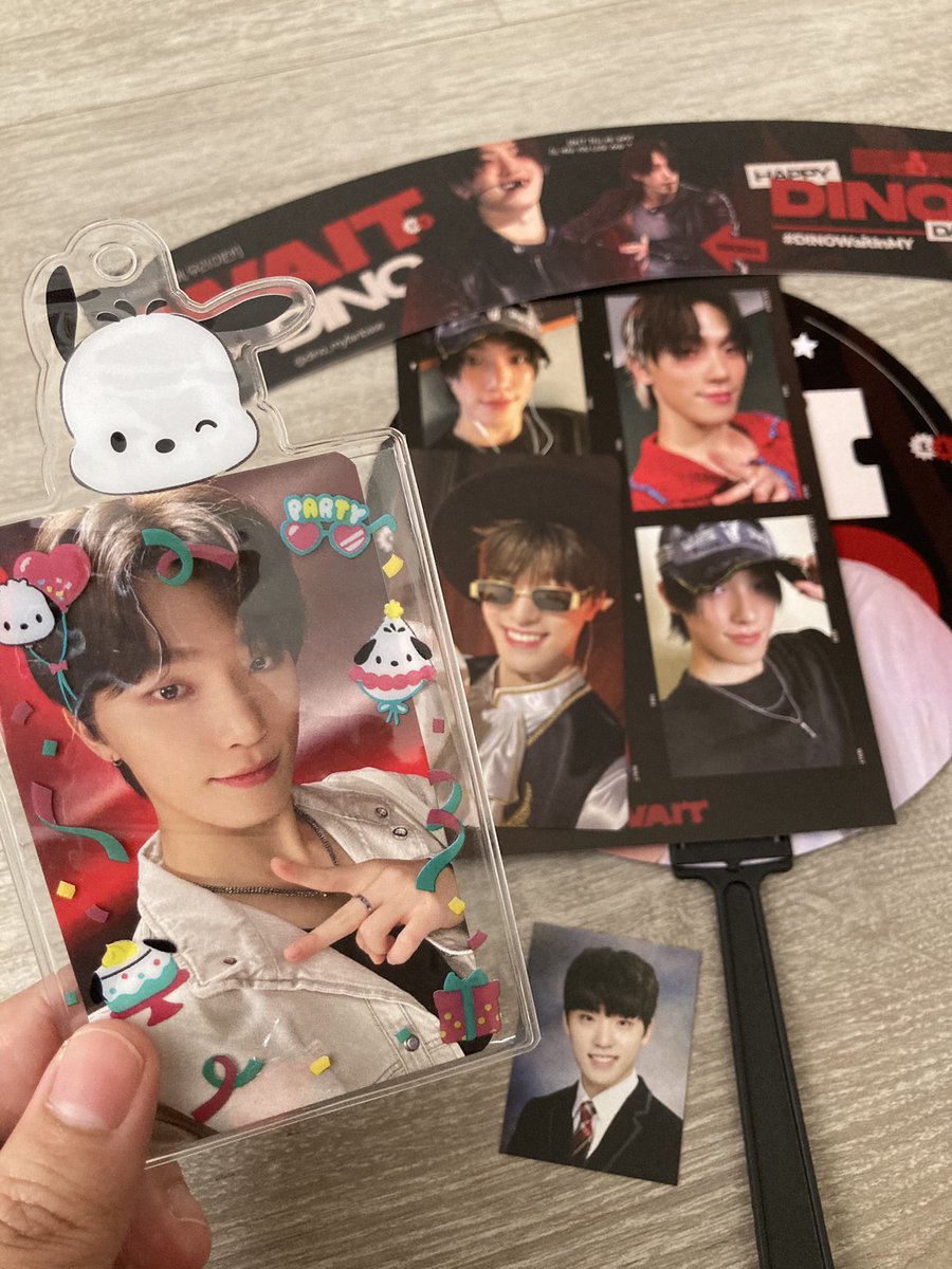 norannsshi's tweet photo. Soooo prettyyyy! Thankyou for the freebiesssss generous Caratdeul~🥰

#WaitForDINO
#DINOWaitInMY https://t.co/4ge6ksz9Ji