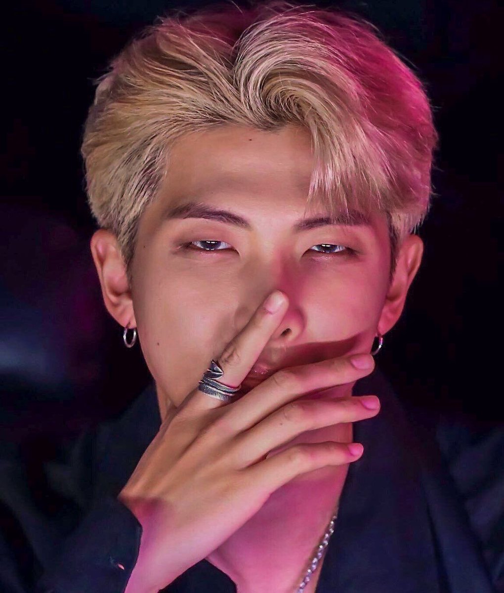 namjoon pics tweet media
