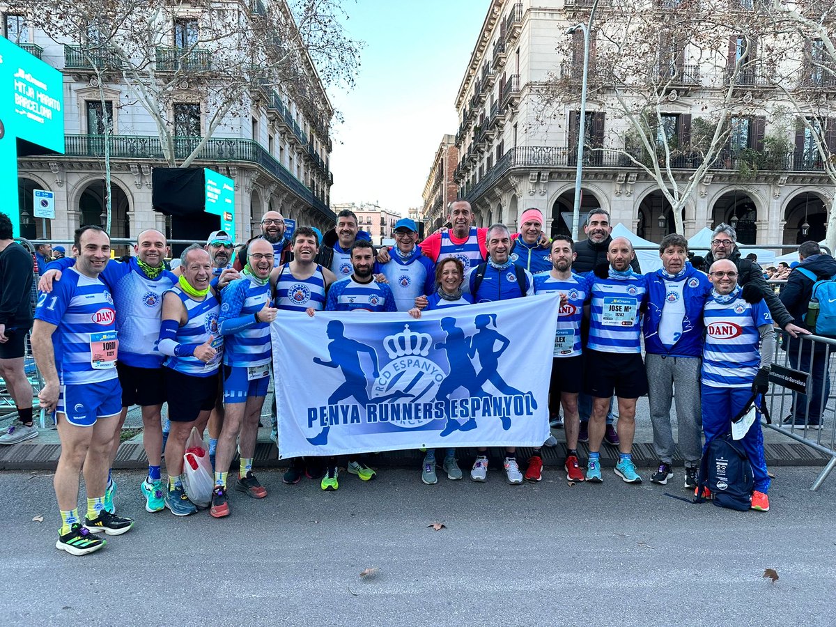 Orgullo de ⁦<a href="/RunnersEspanyol/">Runners Espanyol</a>⁩ . Bona ⁦<a href="/mitjabarcelona/">eDreams Mitja Marató Barcelona by Brooks</a>⁩ . A disfrutar tod@s de esa pedazo de carrera .
