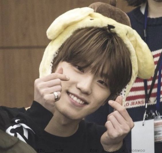 h3avenscloud's tweet photo. @kidultboo @merch_bymi HAPPY DINO DAY ! 🦦 #잠시만_Wait_디노_생일이래 #WAIT_itsDINO_day
@pledis_17 https://t.co/yilyOsiN2l