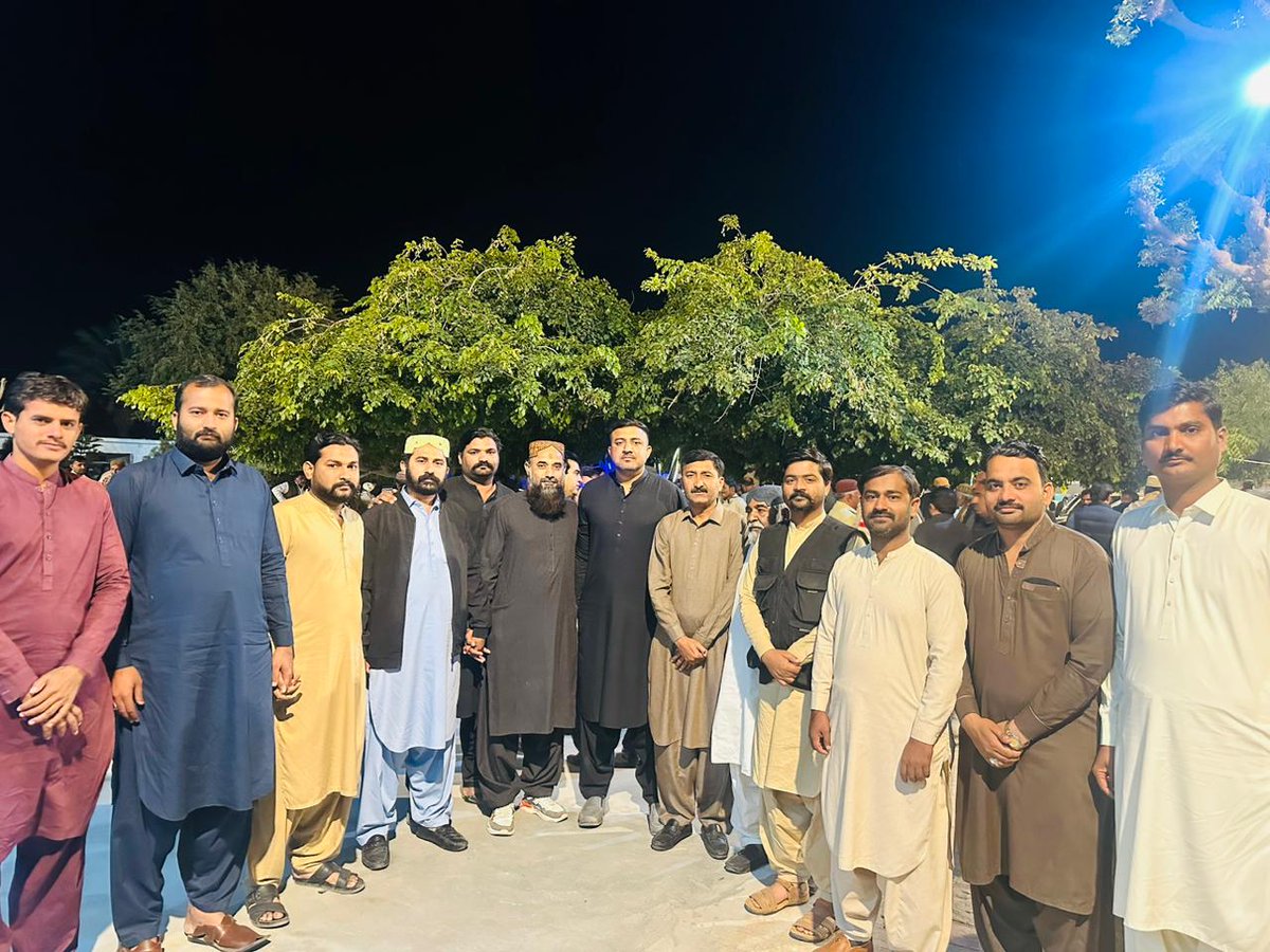 ImranKaimKhani_'s tweet photo. سابق وفاقی وزیر شازیہ عطا مری کی #NA209 علی حسن ہنگورجو کی #PS41 پر تاریخی کامیابی کی خوشی میں شمش ہاٶس جمال آباد کھپرو میں جشن کی تقریب میں نوجوان جیالوں کے ہمراہ ۔۔
#SangharBhuttoKa 🇱🇾✌️
@ShaziaAttaMarri @Anny_Marri https://t.co/mpBieEfNxS